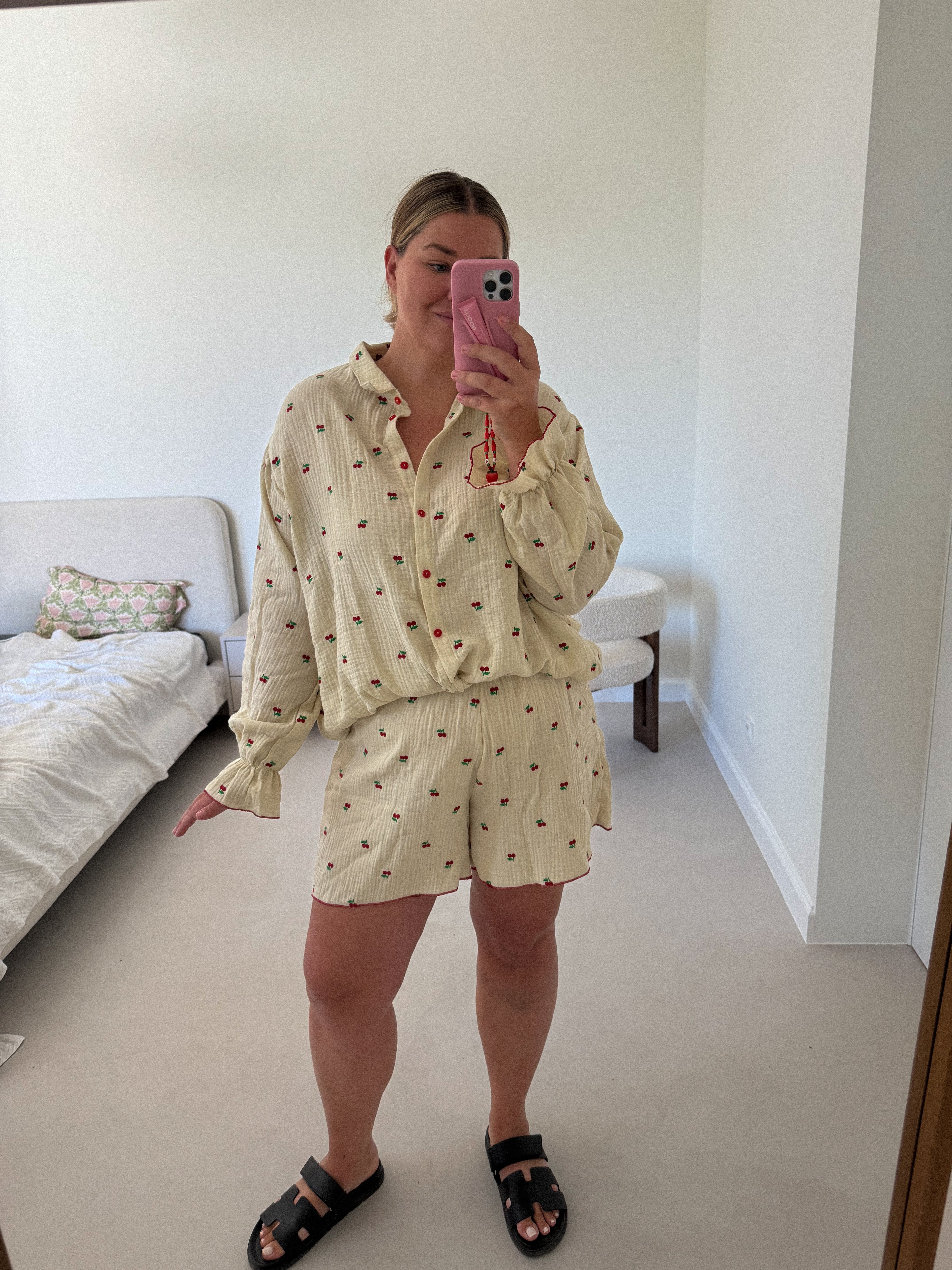 Szorty Cherry Beige