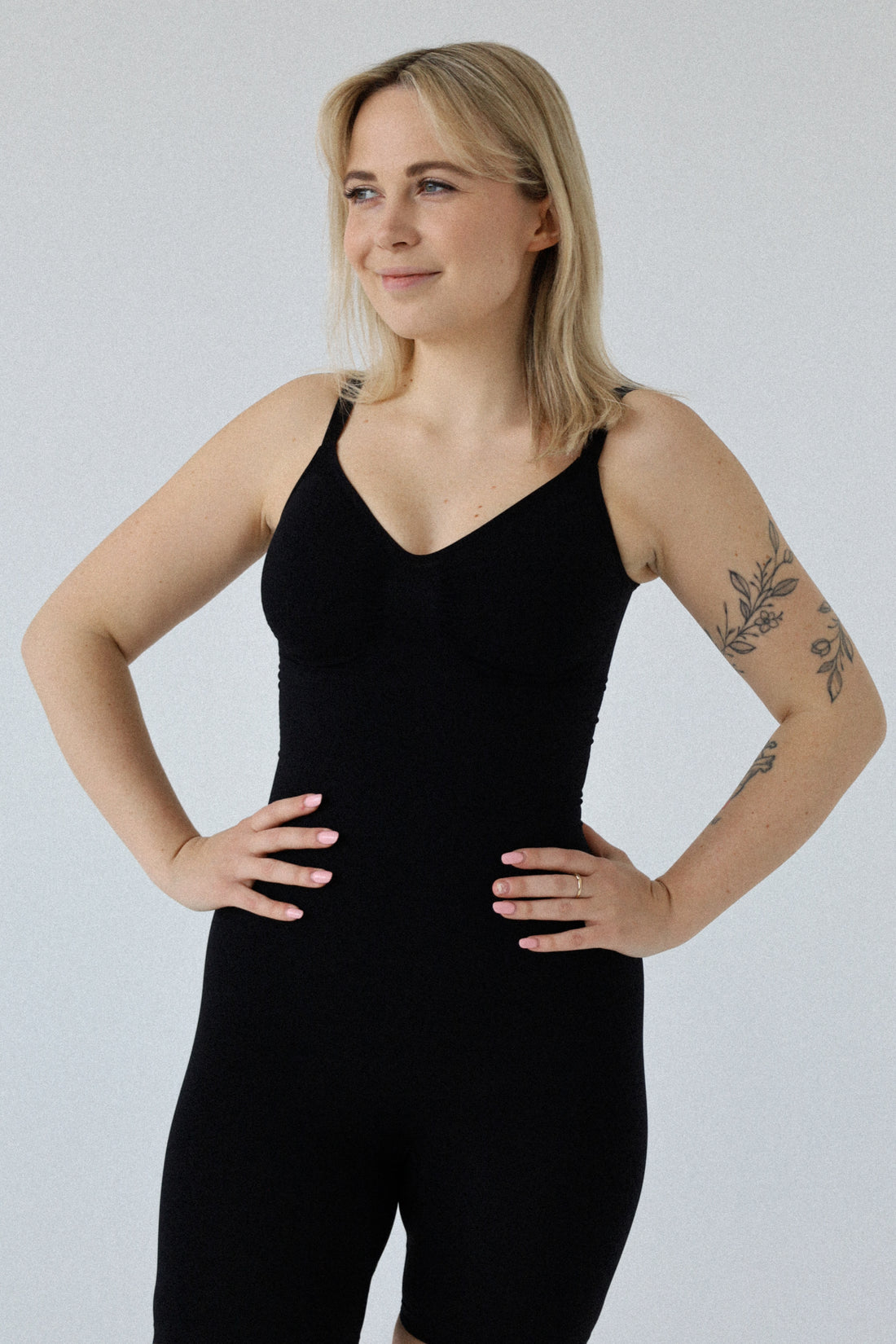 Kombinezon Modelujący Short Black