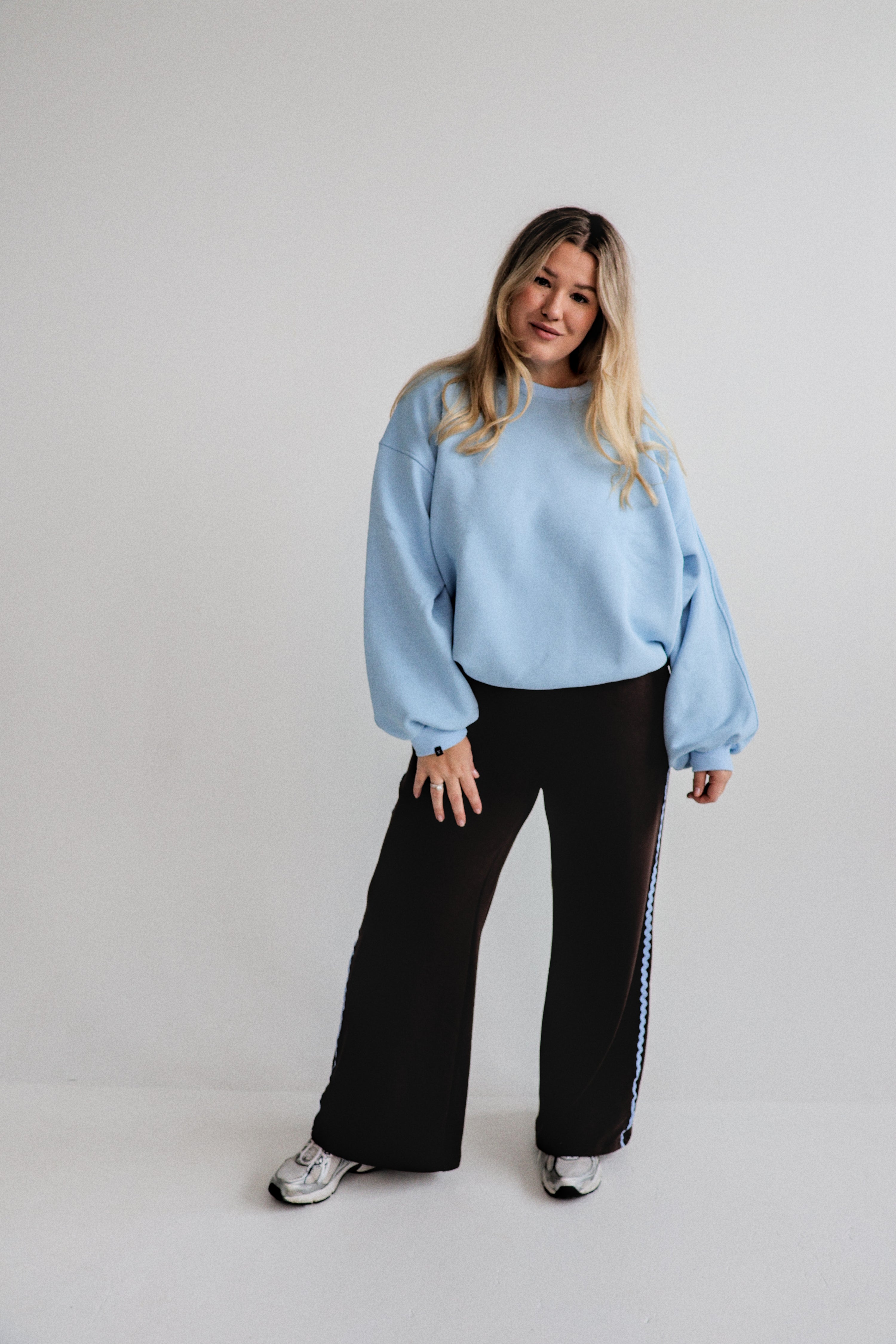 Crewneck Baby Blue