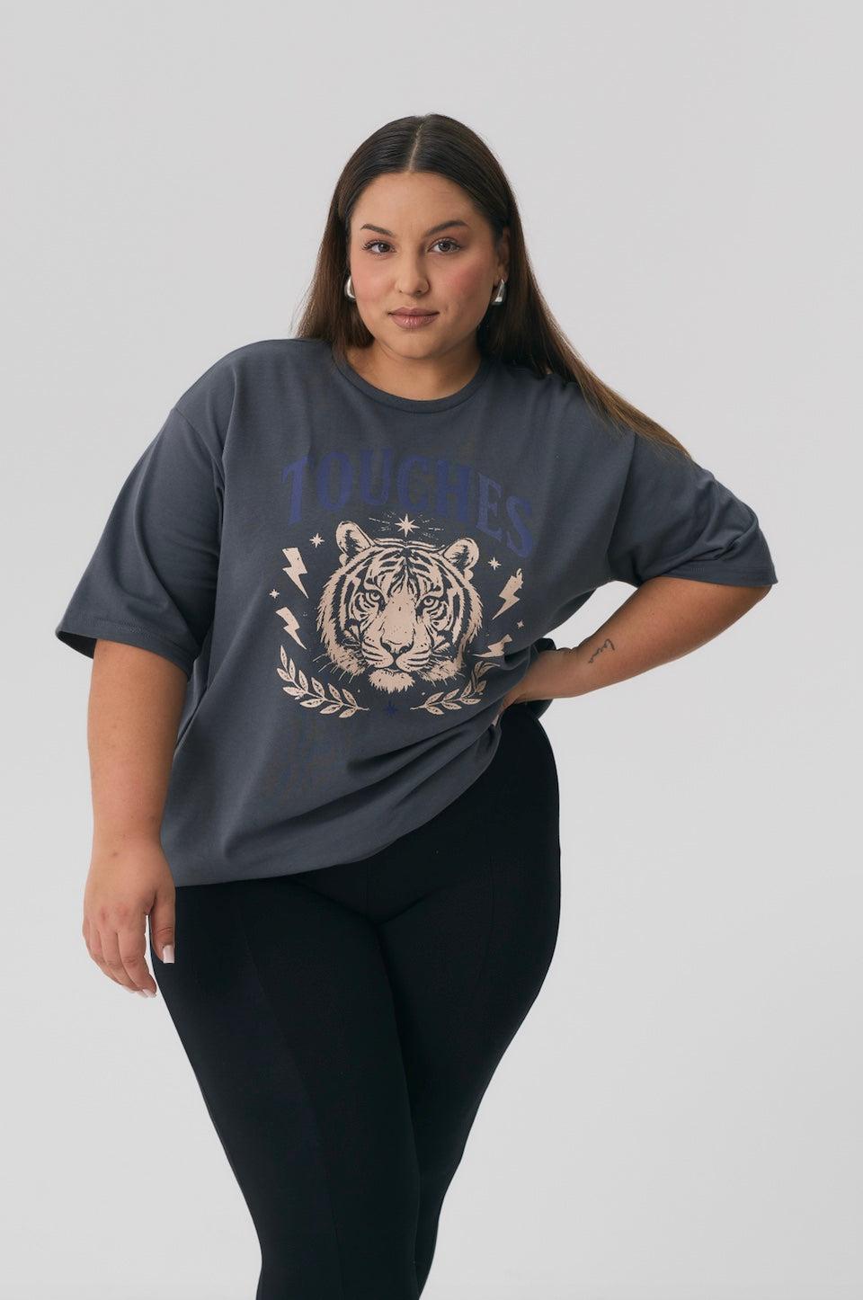 T-shirt Long Tiger Graphite