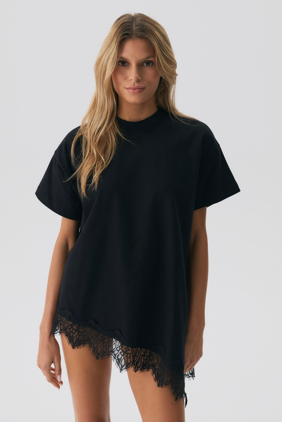 T-shirt Asymetric Crochet Black