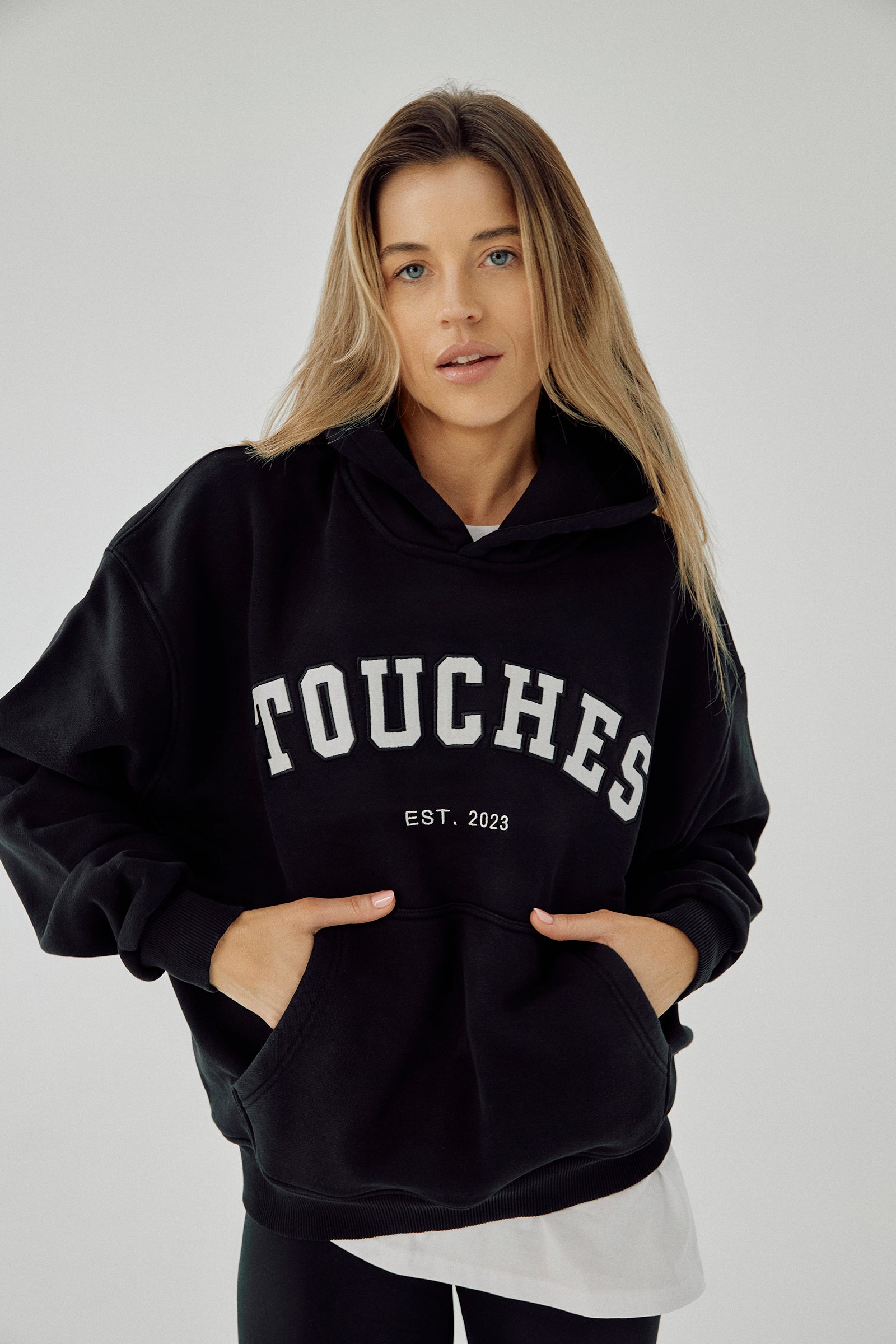 Hoodie Touches Black