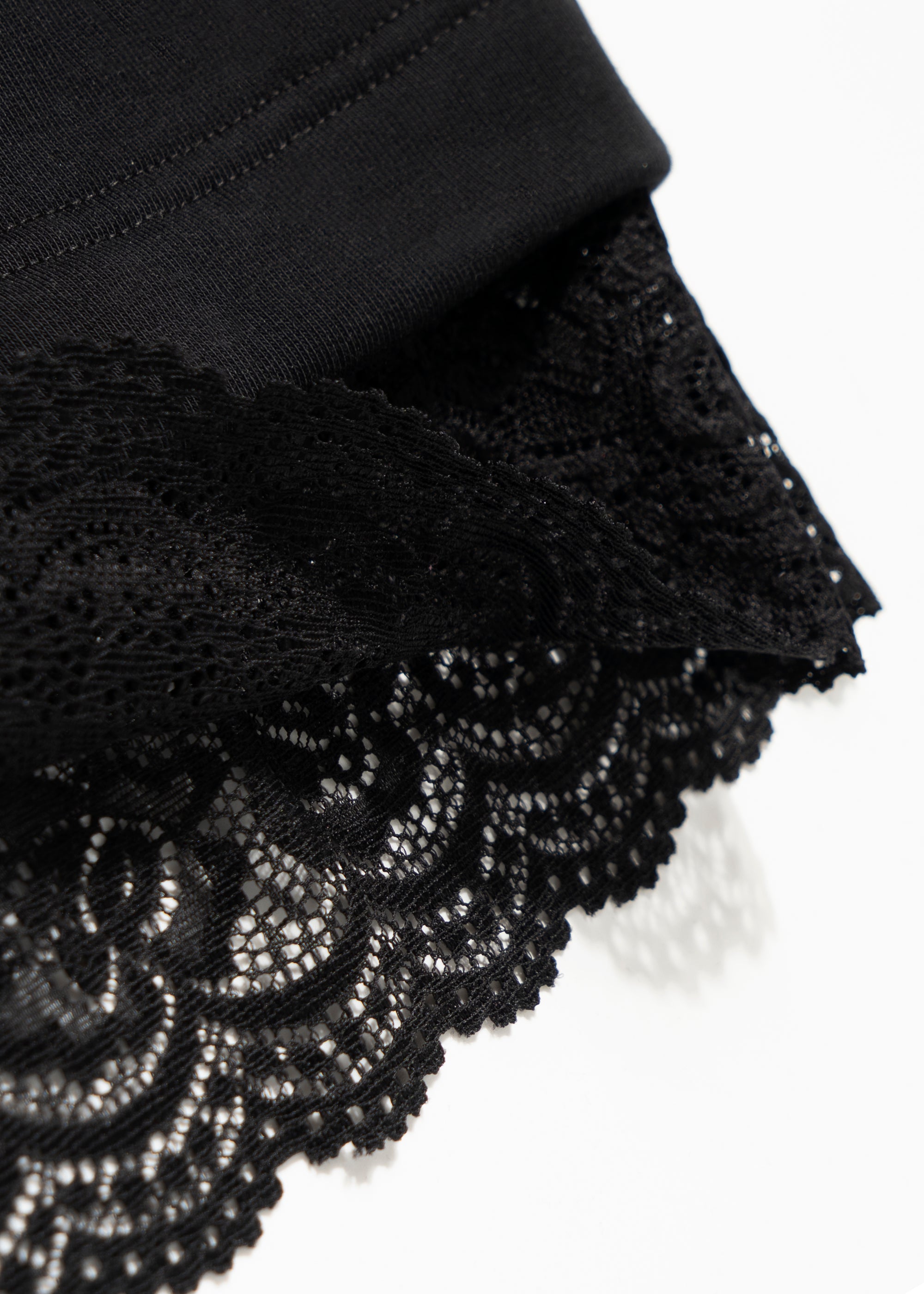 Dresy Tailor Crochet Black