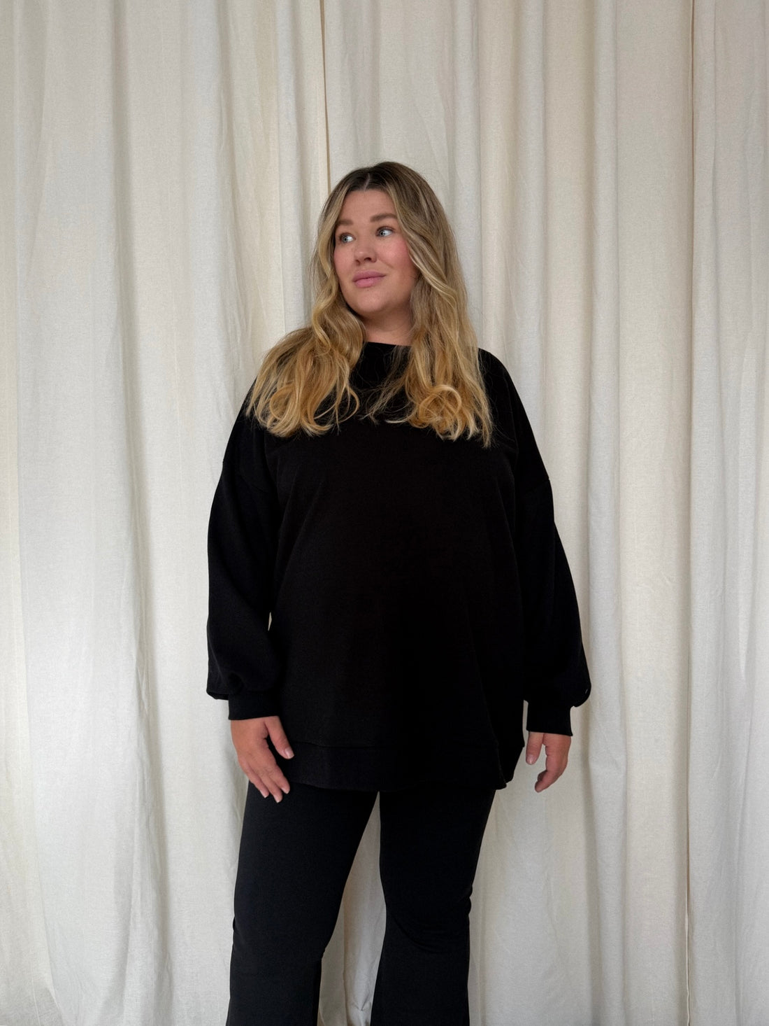 Crewneck Oversize Long Black
